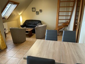 Smart-TV, bøker og musikkbibliotek