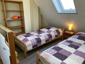2 chambres, lit parapluie, Wi-Fi, draps fournis