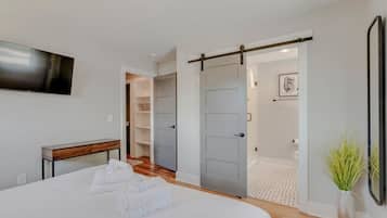 3 soverom, skrivebord, strykejern/-brett og wi-fi