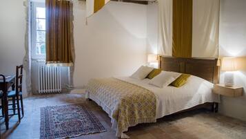 9 chambres, fer et planche Ă repasser, Wi-Fi gratuit