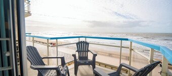 Apartments "LES PIEDS DANS L'EAU''