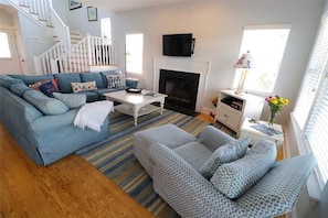 TV, fireplace, DVD player, stereo