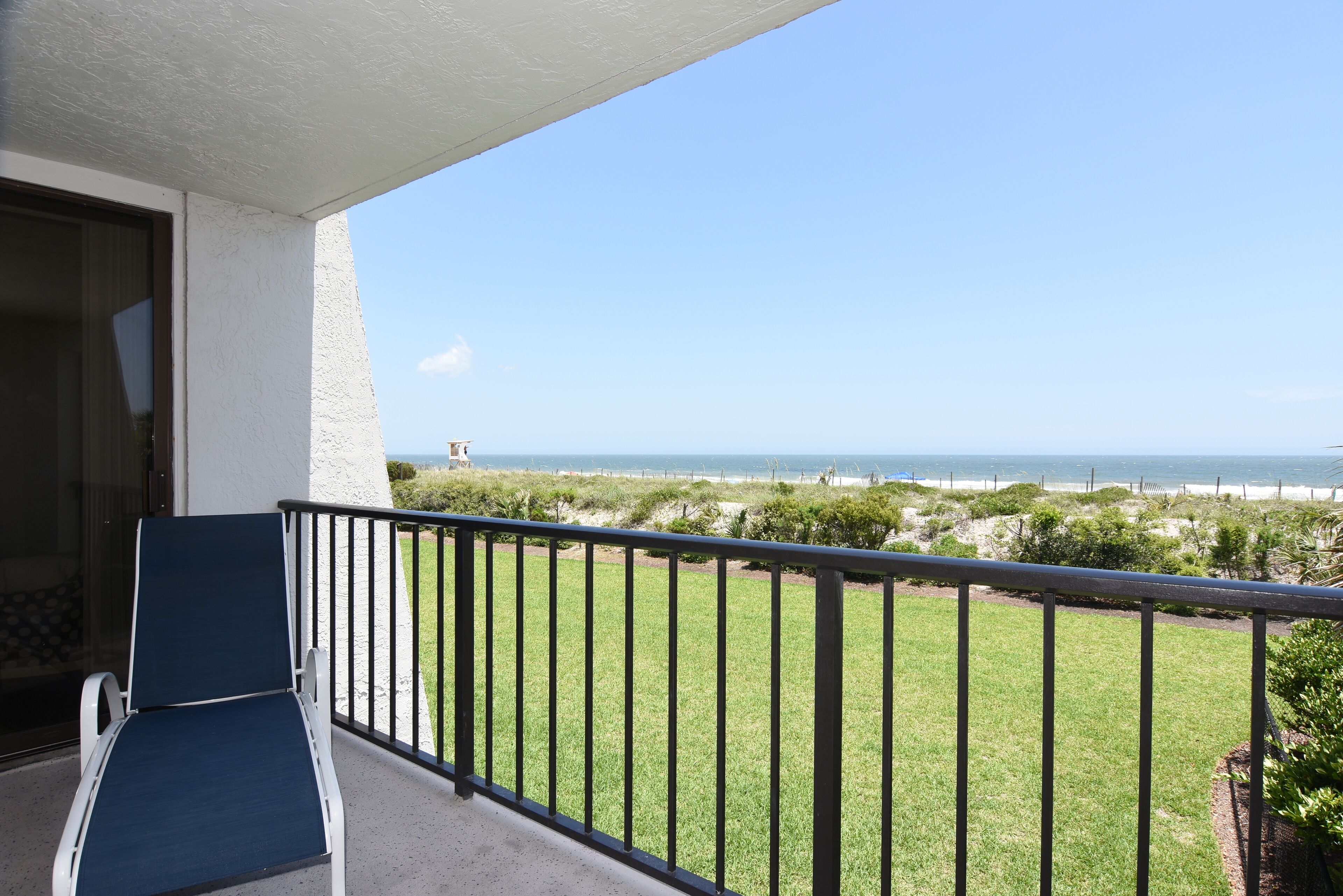 Station One - 1F Matt - Oceanfront condo with community pool, tennis, beach
