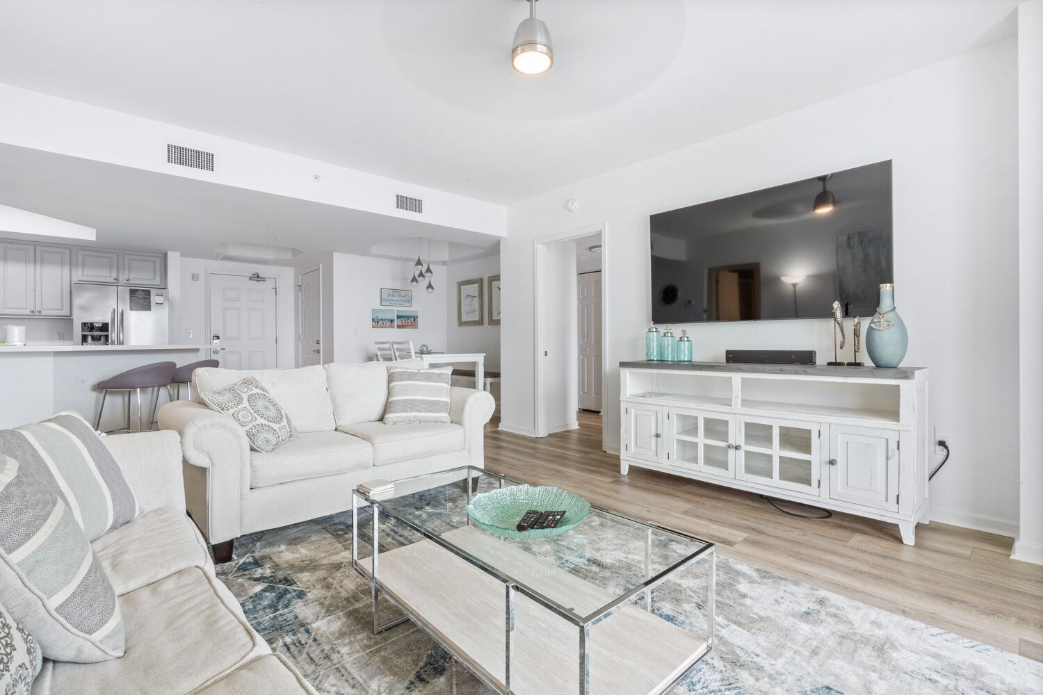 Picture Perfect - Silver Shells Resort & Spa - Private Beach Access