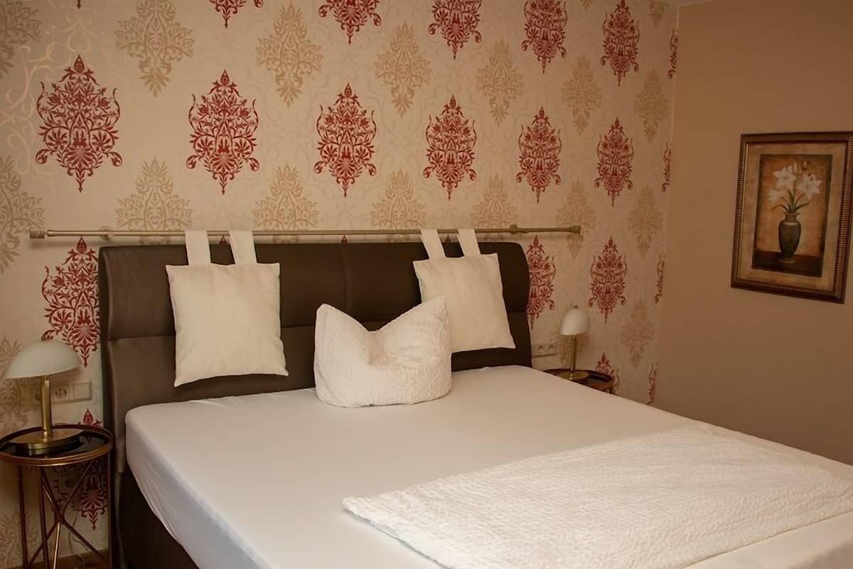 Economy Single Room | Individually decorated, individually furnished, desk, free WiFi