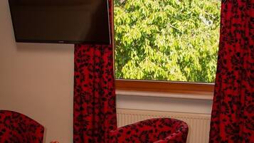 Economy Single Room | Individually decorated, individually furnished, desk, free WiFi