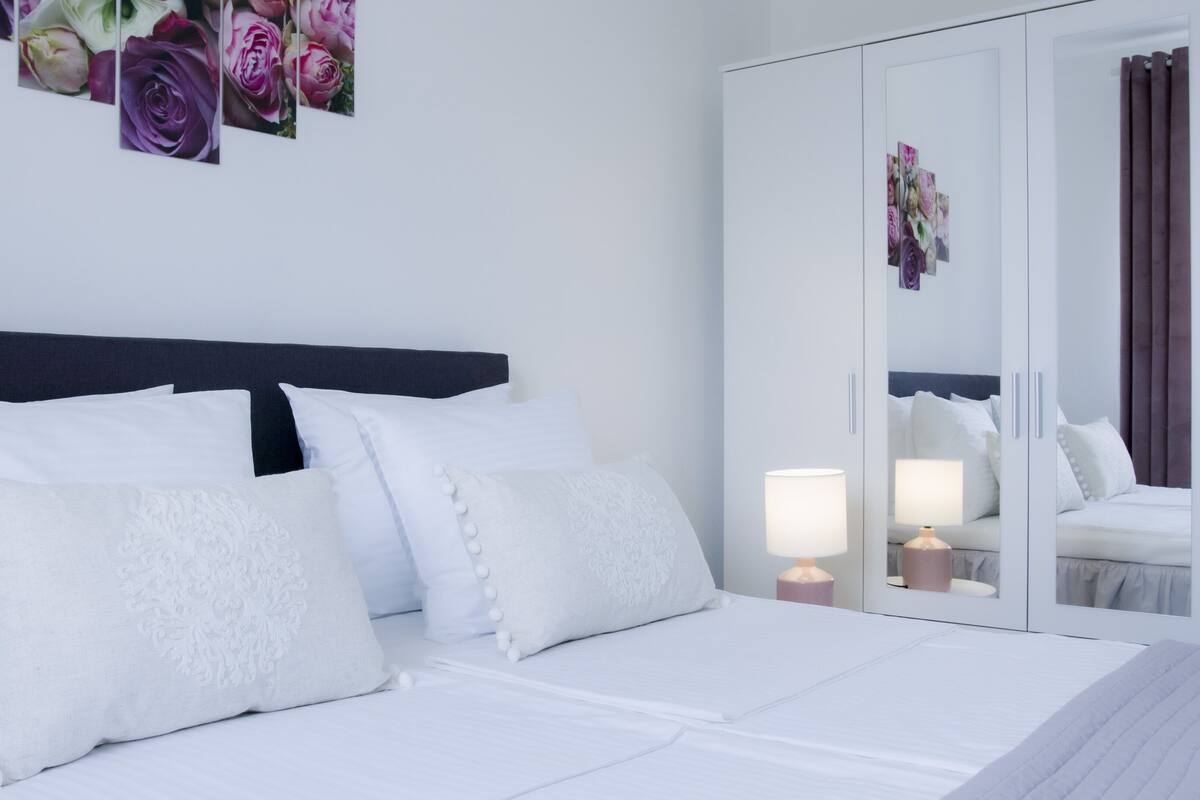 Căn hộ Deluxe | Két bảo mật tại phòng, màn/rèm cản sáng, bàn ủi/dụng cụ ủi quần áo 