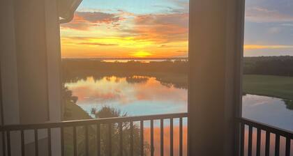 TOP FLOOR CORNER CONDO