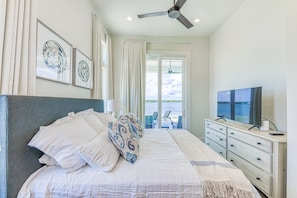 9 bedrooms, free WiFi, bed sheets, wheelchair access