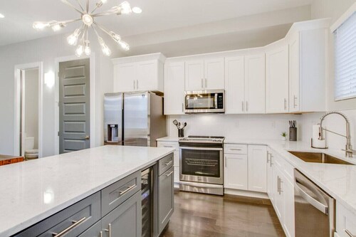 Luxury Townhome - Rooftop Terrace - Super Nice