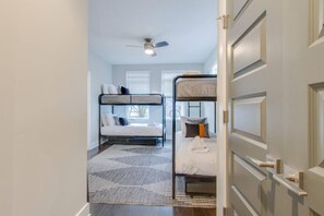 3 bedrooms, desk, iron/ironing board, travel cot