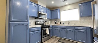 Spacious Remodeled Home with Private Hot Tub