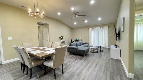 Spacious Remodeled Home with Private Hot Tub