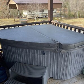 Bain à remous extérieur