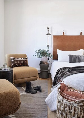 1 bedroom, iron/ironing board, travel cot, WiFi