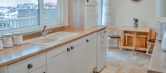 2 bedroom accommodation in Horning