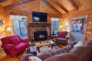 Cabin (Bear Ridge - Blue Ridge) | Living area