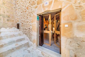 Interior - Casa Leon, 4 people, terrace with jacuzzi (Pollensa)