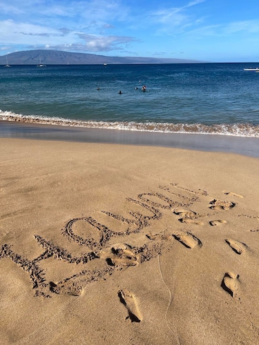 Prime South Kihei location, 2 BR, 2 BA, 4-minute walk to the beach