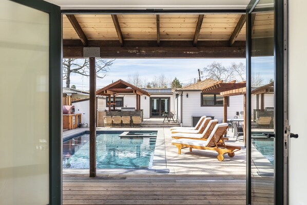 Outdoor pool, a heated pool