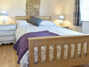 2 bedrooms, free WiFi, bed sheets - 2 bedroom accommodation in Bakewell (Bakewell)