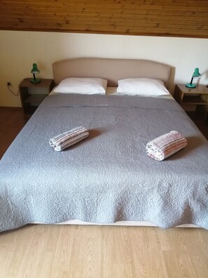 1 Schlafzimmer, WLAN, Bettwäsche