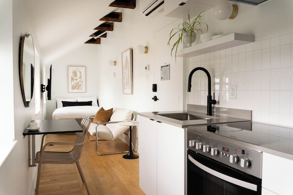 Luxury Studio Suite, 1 Double Bed | 1 bedroom, premium bedding, down comforters, memory foam beds