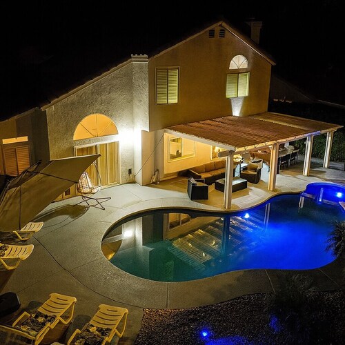 SantaFe Desert Oasis: Saltwater Pool, EV Charger, Near Coachella & Tennis Garden