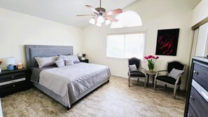 4 bedrooms, iron/ironing board, free WiFi, bed sheets - SantaFe Desert Oasis: Saltwater Pool, EV Charger, Near Coachella & Tennis Garden (Indio)
