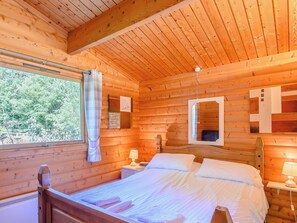 2 quartos, Wi-Fi de cortesia, roupa de cama