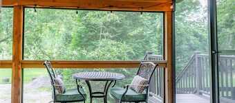 Stylish private home, 1 mile from Historic Downtown Franklin, TN