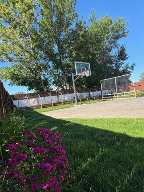 Sportplatz