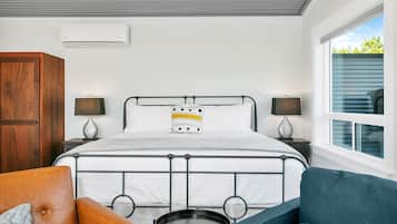 1 dormitorio, tabla de planchar con plancha, wifi gratis y ropa de cama