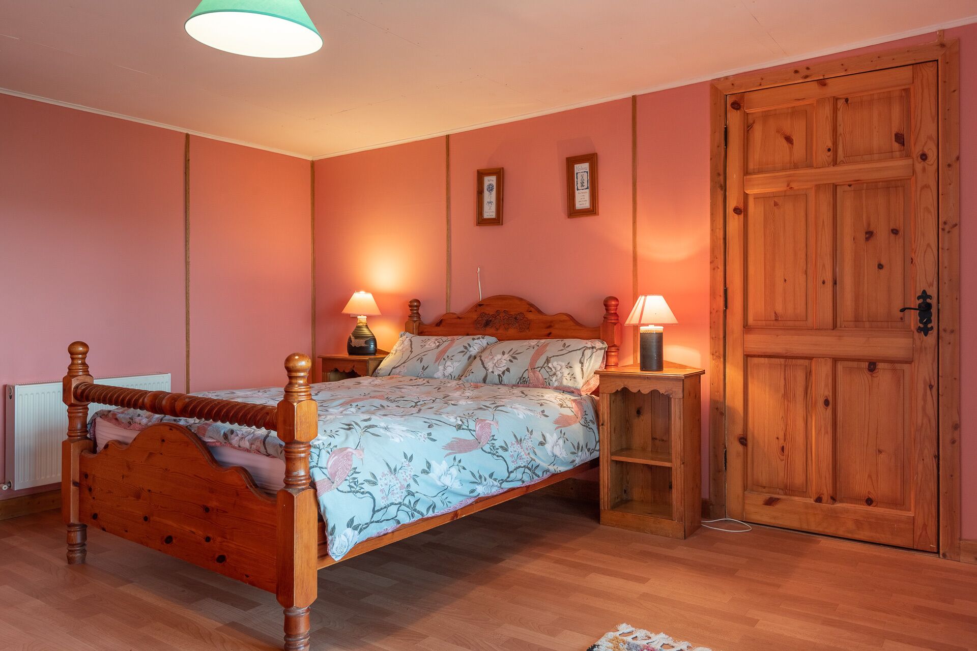 4 bedrooms, travel crib, free WiFi, bed sheets