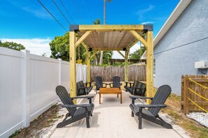 Terrace/patio - Pergola with swings! Luxury CL Beach Home! Heated pool/spa, Grill, 65" TV's,etc (Clearwater)