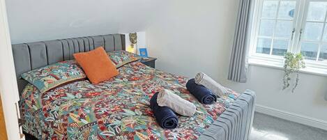 3 habitaciones, wifi gratis y ropa de cama