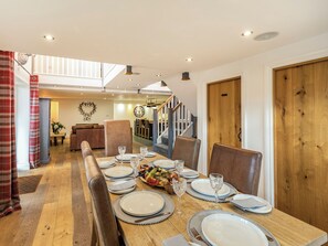 Dining - South Carolina Farm House (Matlock)