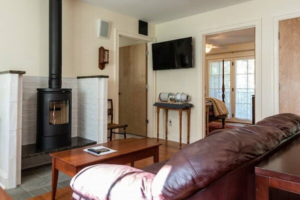 Smart-TV og stereoanlegg