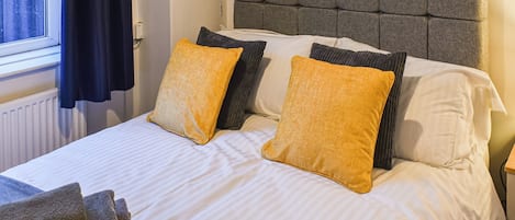2 chambres, Wi-Fi gratuit, draps fournis