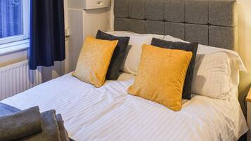 2 bedrooms, free WiFi, bed sheets