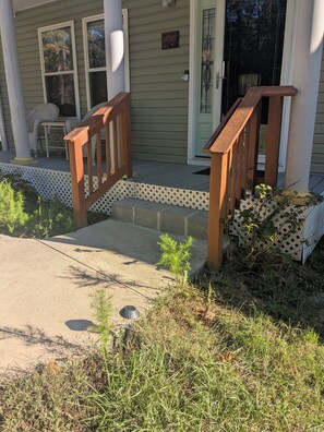Exterior detail - 1400 Square feet of space, isolate in  three acres lot. (Sutherland)