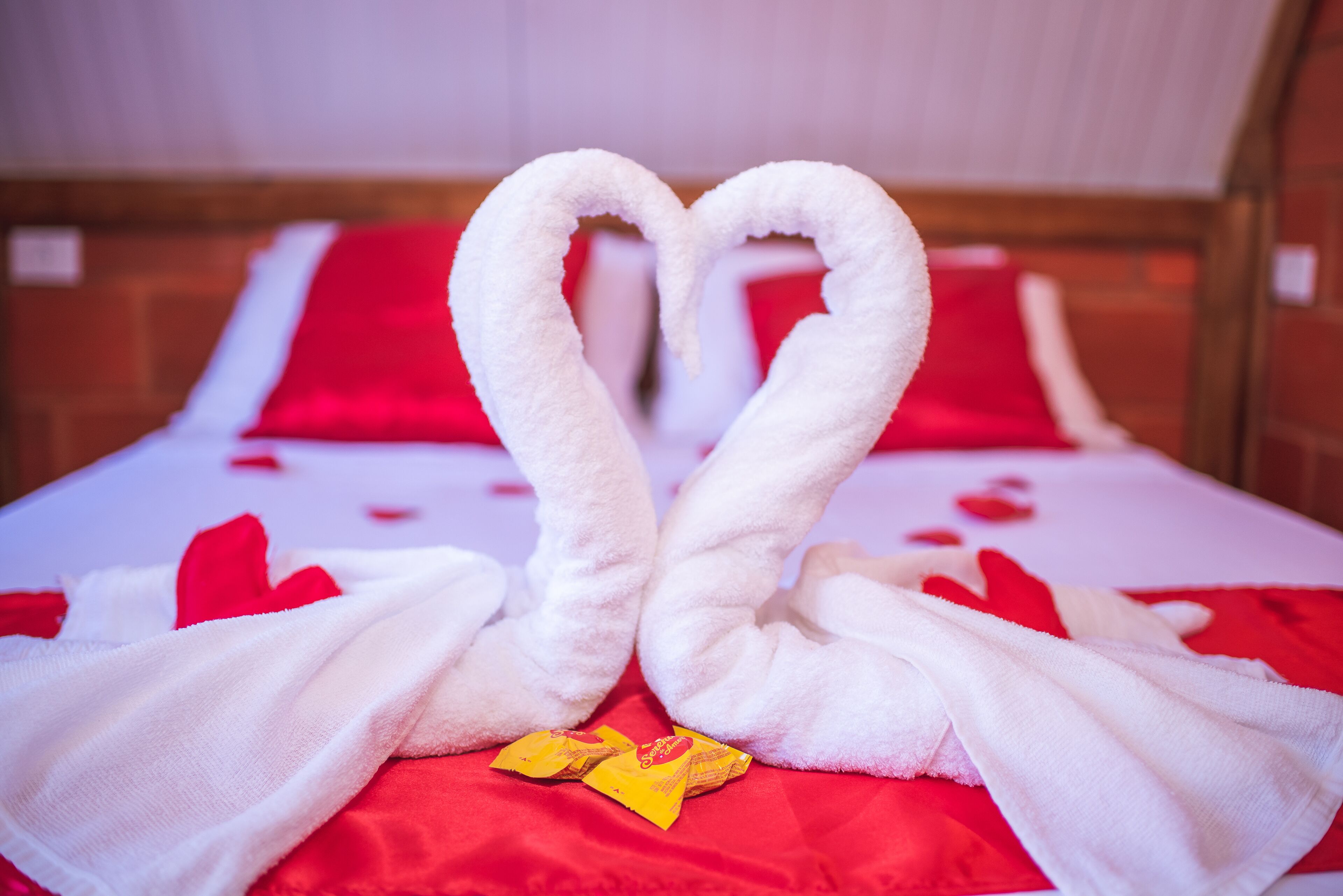 Chalé | Memory foam beds, minibar, laptop workspace, blackout drapes