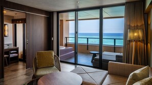 Ocean Terrace Deluxe (Twin) Non-Smoking | Premium bedding, down comforters, in-room safe, individually decorated - AQUASENSE Hotel & Resort (Onna)