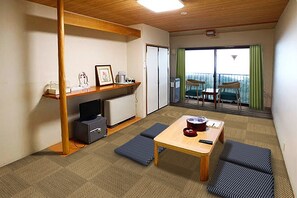 1 bedroom, in-room safe, bed sheets