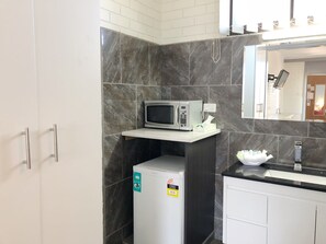 Suite familiar | Baño | Ducha, cabezal de ducha tipo lluvia, secador de pelo y toallas