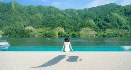 Gapyeong JH Poolvilla & Glamping