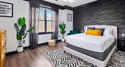 Top-Rated BeeHive Escape! Walk to Stadium, GWCC & Other Events BEE our Guests!