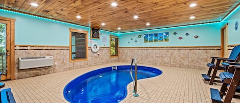 Innenpool, beheizter Pool