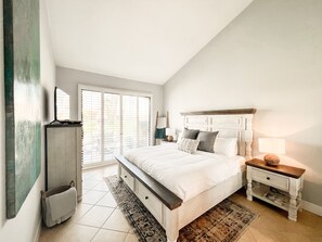 2 عدّة غرف نوم ومكواة/لوح كي وواي فاي مجانًا وملاءات أسرّة