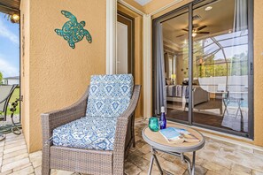 Terrace/patio - Outdoor Pool Table and Ping Pong Table, Heated Pool - Villa Terrapin - Roelens Vacations (Cape Coral)